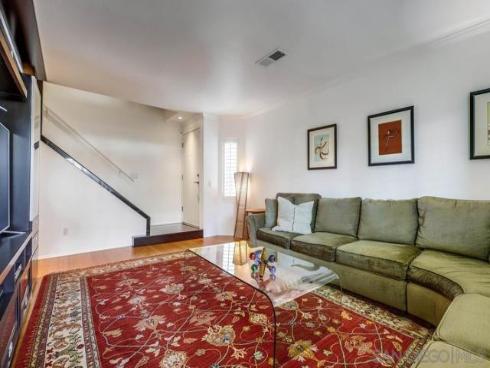 220  Lemon Grove  , Irvine, CA