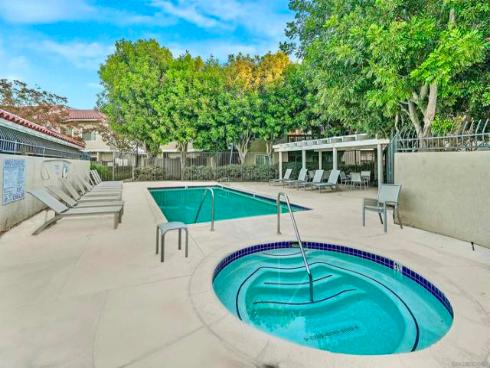 220  Lemon Grove  , Irvine, CA