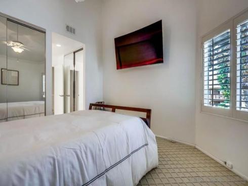 220  Lemon Grove  , Irvine, CA