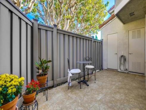 220  Lemon Grove  , Irvine, CA