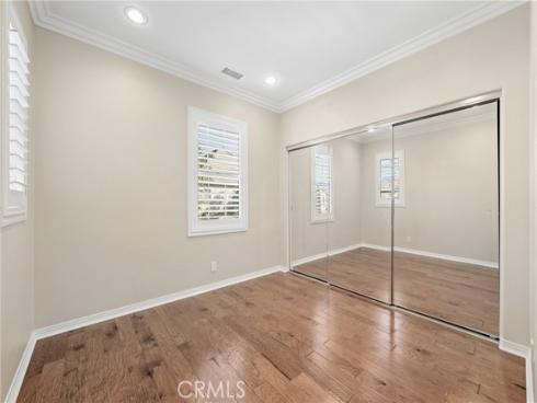 35  Twin Gables  , Irvine, CA