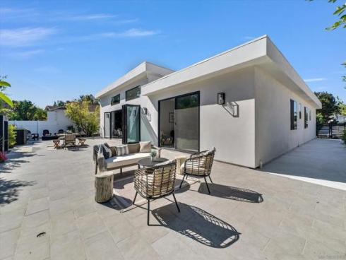 18802  Saginaw Drive  , Irvine, CA