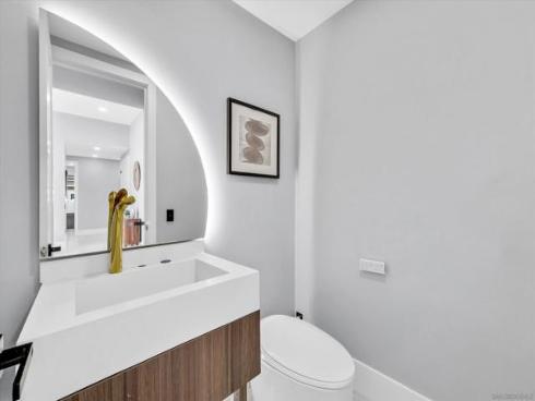 18802  Saginaw Drive  , Irvine, CA