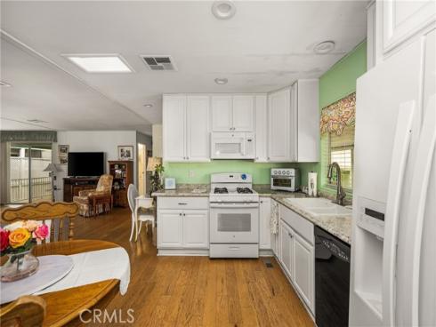 5200  Irvine  360  Boulevard, Irvine, CA