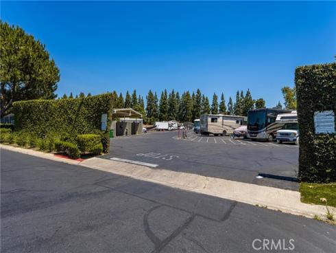 5200  Irvine  360  Boulevard, Irvine, CA