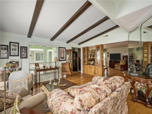 5200  Irvine  360  Boulevard, Irvine, CA