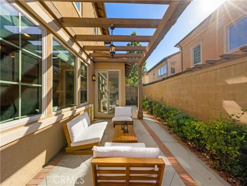 92  Bianco  , Irvine, CA