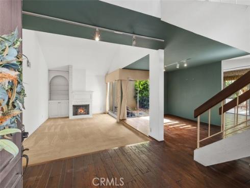 2  Bluebird  , Irvine, CA