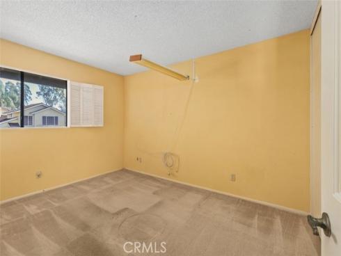 2  Bluebird  , Irvine, CA