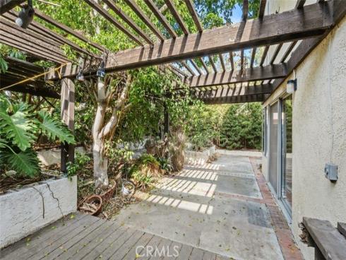 2  Bluebird  , Irvine, CA