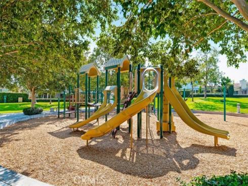 2  Bluebird  , Irvine, CA