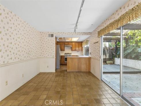 2  Bluebird  , Irvine, CA