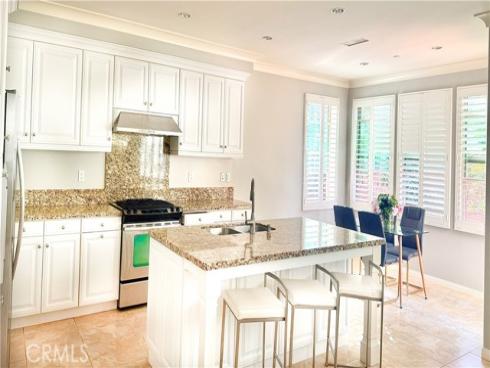 24  Oakfield  , Irvine, CA