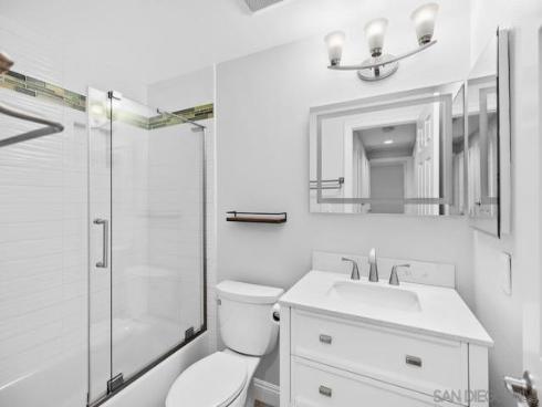 14  Dragonfly  25 , Irvine, CA