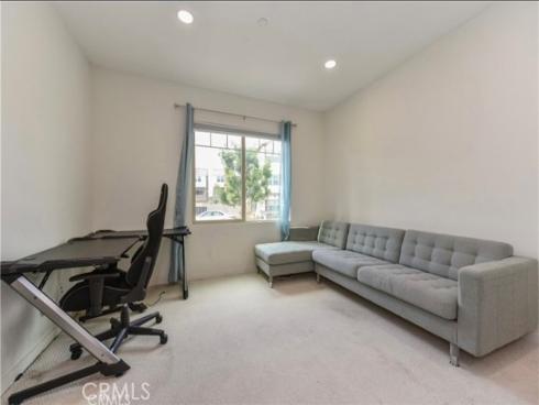 175  Frame  , Irvine, CA