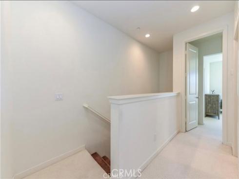 175  Frame  , Irvine, CA