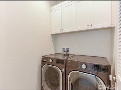 175  Frame  , Irvine, CA