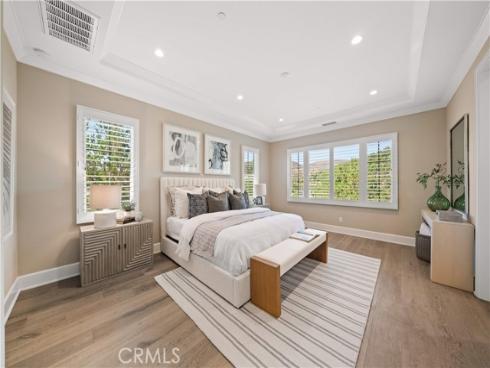 100 Viano , Irvine, CA