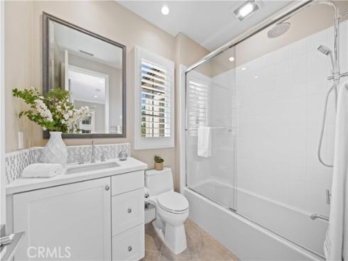 100 Viano , Irvine, CA