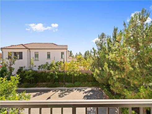 100 Viano , Irvine, CA