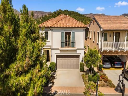 100 Viano , Irvine, CA