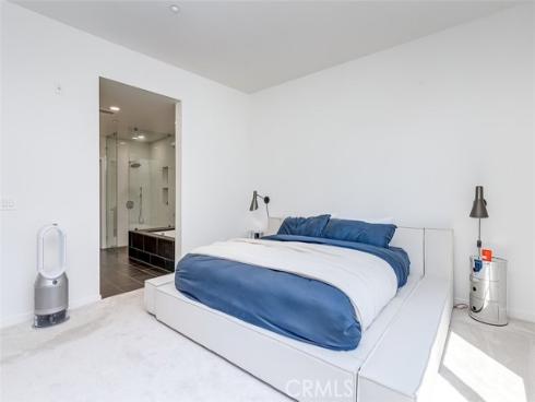 21  Gramercy  306 , Irvine, CA