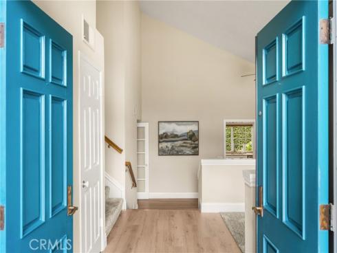 7 Whispering Wind , Irvine, CA