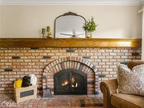 7 Whispering Wind , Irvine, CA