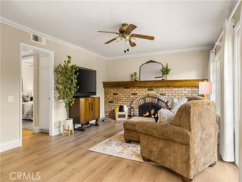 7 Whispering Wind , Irvine, CA