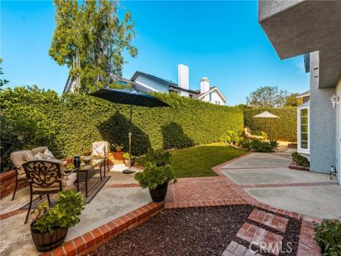 7 Whispering Wind , Irvine, CA