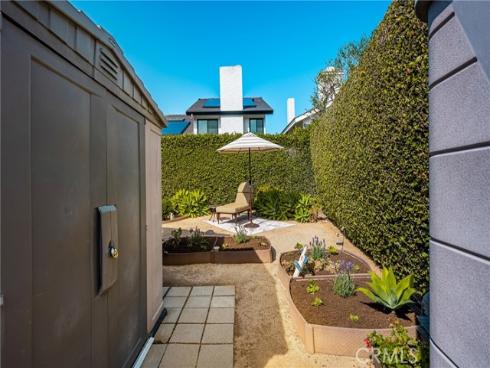 7 Whispering Wind , Irvine, CA