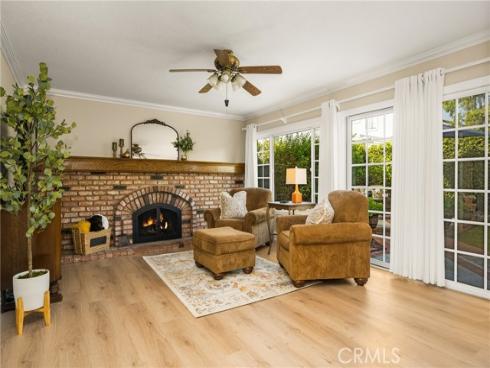 7 Whispering Wind , Irvine, CA