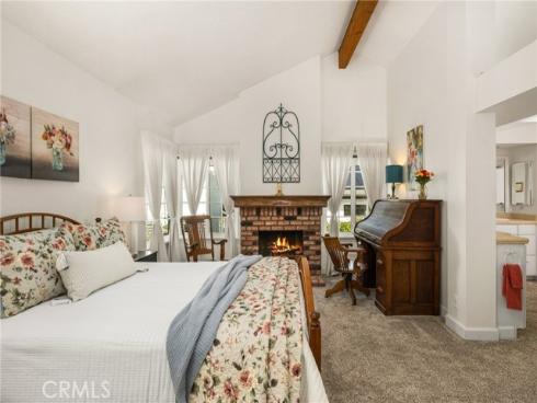 7 Whispering Wind , Irvine, CA