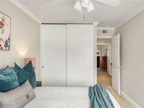 7 Whispering Wind , Irvine, CA