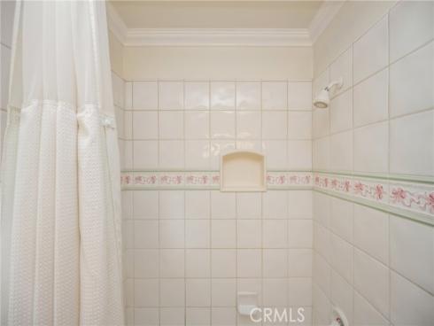 7 Whispering Wind , Irvine, CA