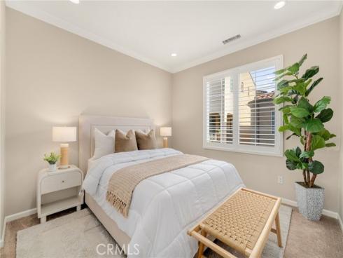 56  Strawberry  , Irvine, CA