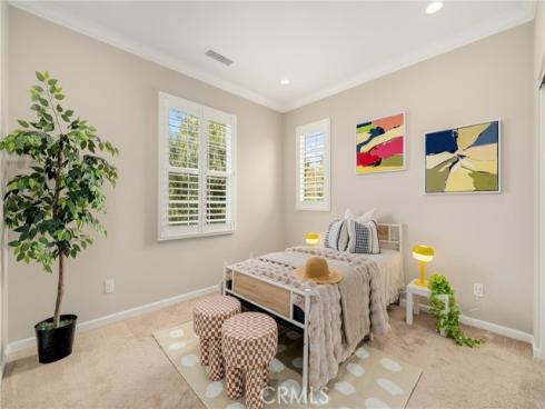 56  Strawberry  , Irvine, CA