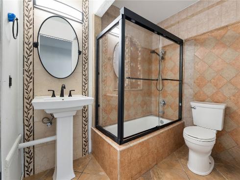 348  Orange Blossom  154 , Irvine, CA