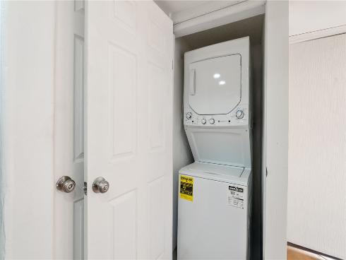 348  Orange Blossom  154 , Irvine, CA