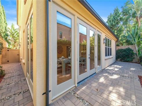 55  White Blossom  , Irvine, CA