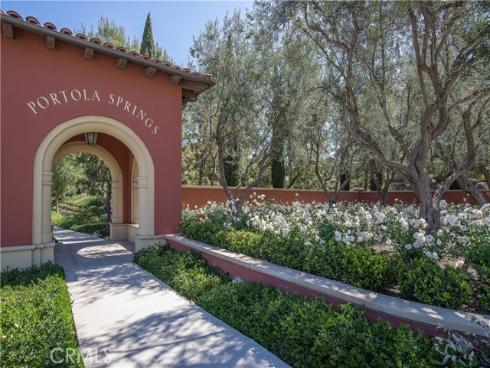 137  Halo  , Irvine, CA