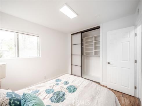 46  Echo  16  Run, Irvine, CA