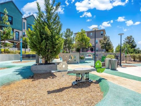 248  Culture  , Irvine, CA