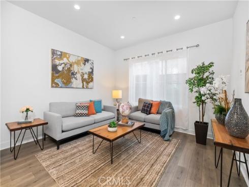 121  Novel  , Irvine, CA