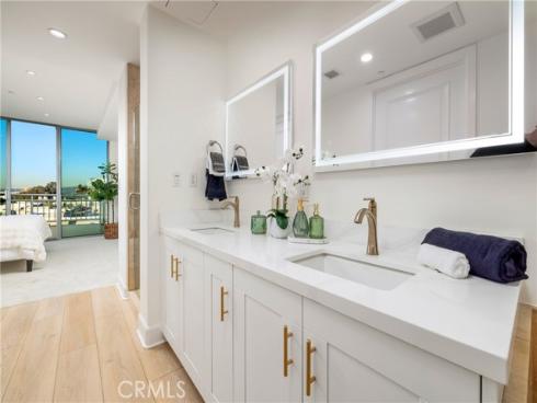 3072  Scholarship  , Irvine, CA