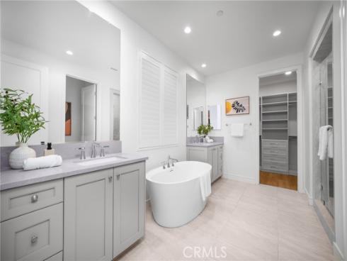 111  Reflection  , Irvine, CA