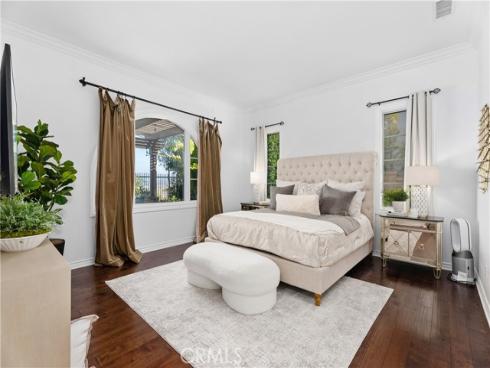 20  Dreamlight  , Irvine, CA