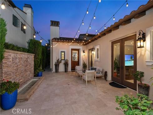 20  Dreamlight  , Irvine, CA