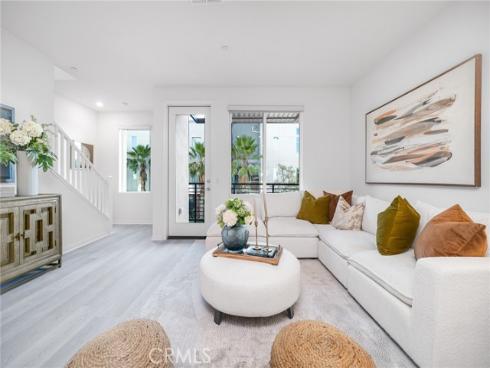 223  Steely  , Irvine, CA