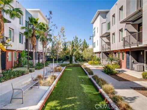 223  Steely  , Irvine, CA